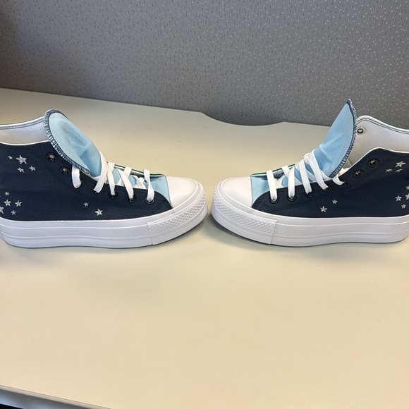 Customized Converse All Stars - Picture 5 of 8